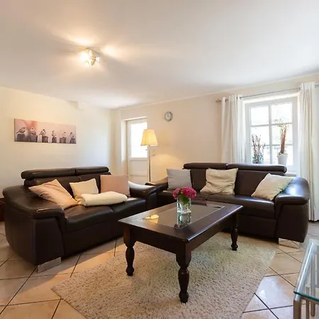 Künstlerhaus Rosenthal 01 Ahrenshoop